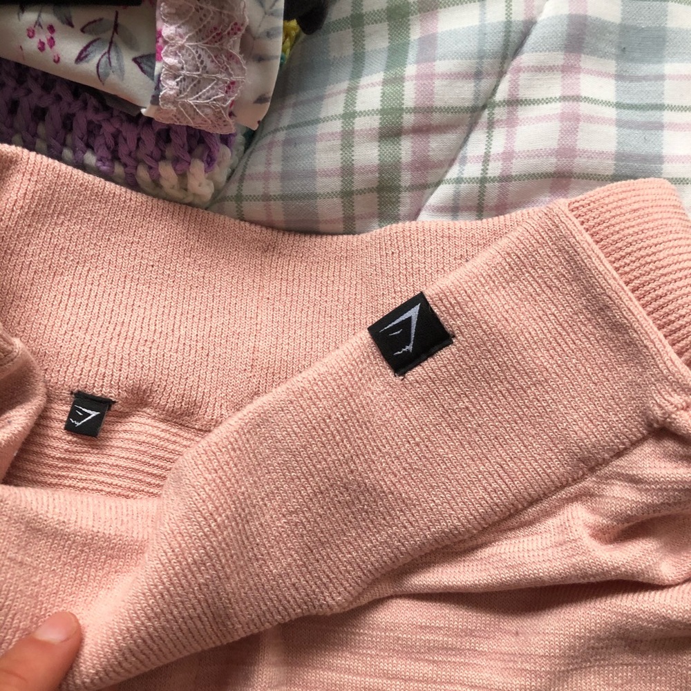 gymshark pink joggers / leggings